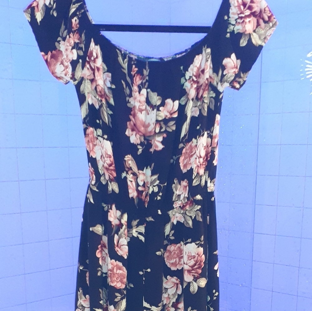 FLORAL DRESS/ROMPER - Picture 2 of 4
